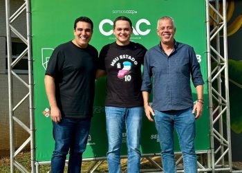 Pazolini é ovacionado na Festa da Banana e do Leite em Alfredo Chaves