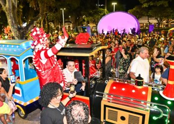 Natal de Encantos: começa temporada de magia e alegria em Vitória